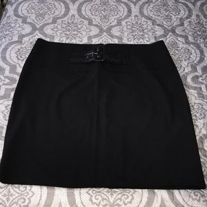 Skirt plus size 24 black in very good condition